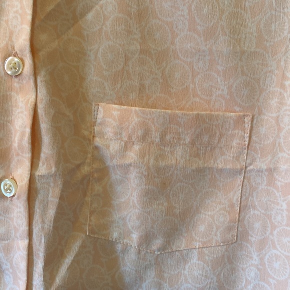 *SOLD*Banana Republic Light Pink Bicycle Pattern Button Down Top Size M - Picture 2 of 6